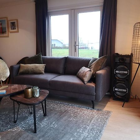 Вилла Gezellig Chalet Met Eigen Parkeerplaats, Park In Aanbouw, Geen Wi Fi Molenschot Экстерьер фото